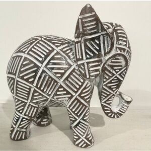 Intricate Batik Elephant Decor by Apropos Homie collection.
8" × 3.5" × 7.5"